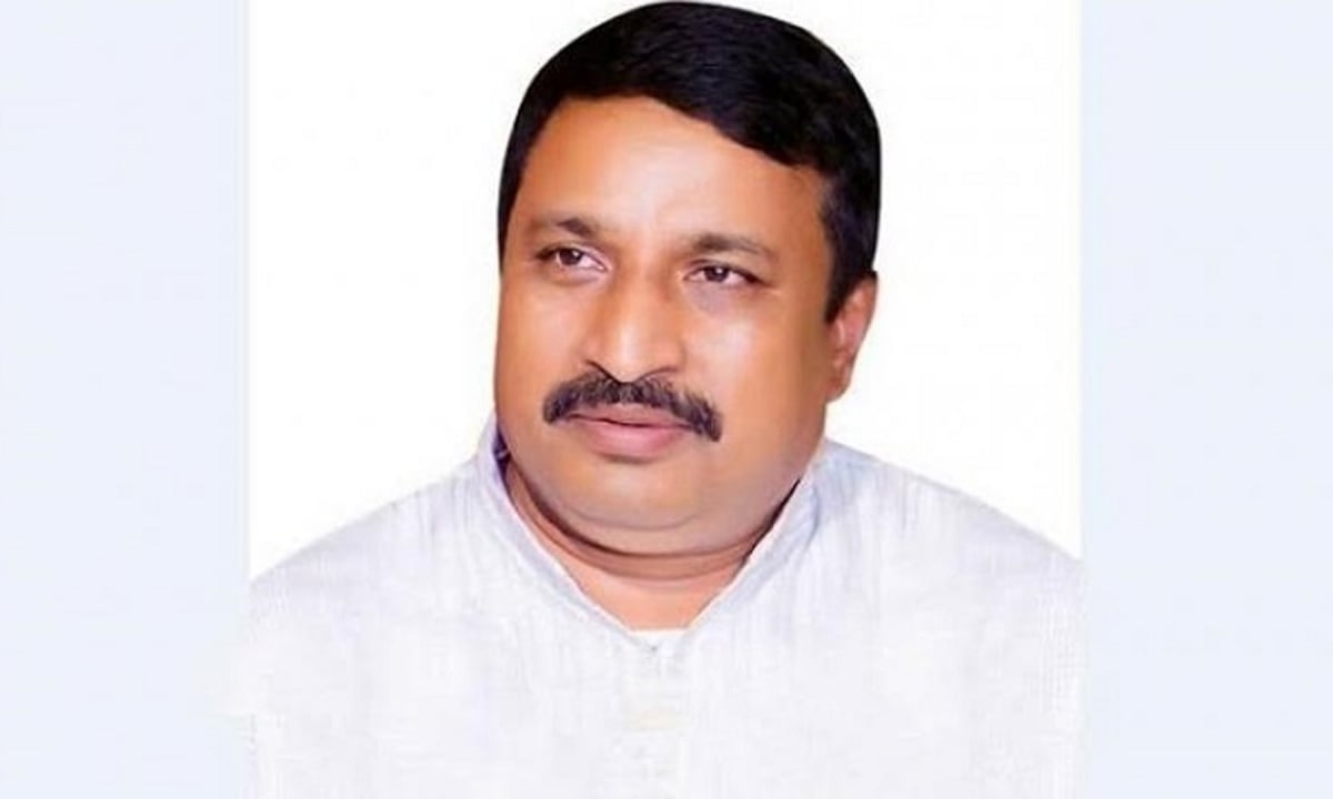 নিজাম হাজারীর আয়কর নথি জব্দের আদেশ