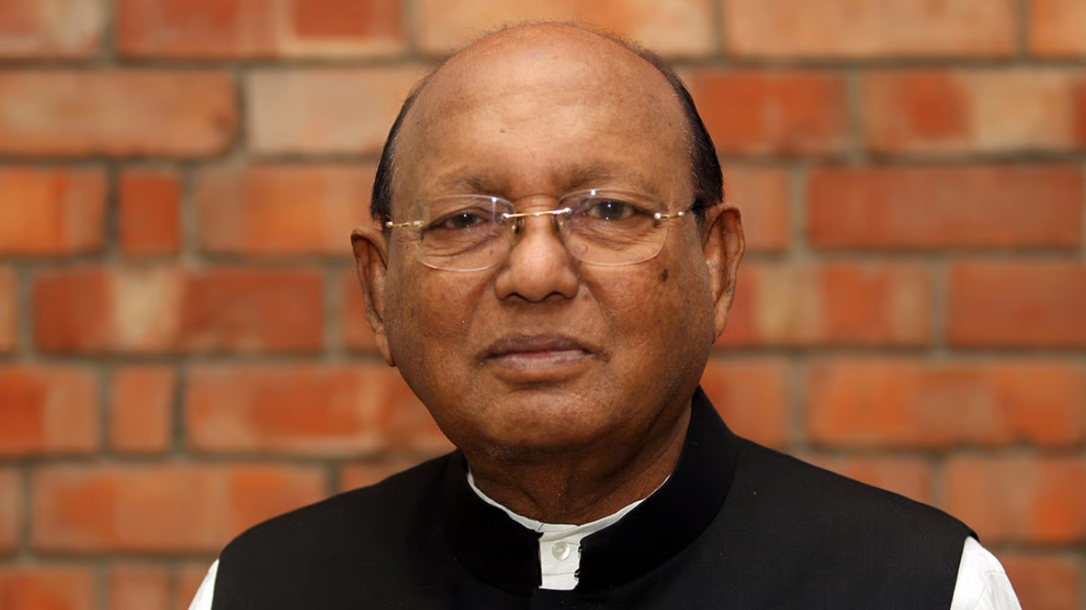 তোফায়েল আহমেদের বিরুদ্ধে গ্রেপ্তারি পরোয়ানা জারি