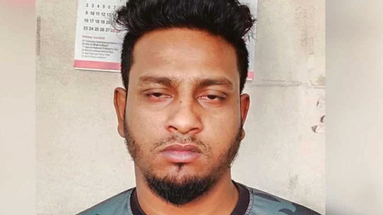 খুলনায় যুবক খুন, ফাঁকা গুলি ছুড়ে পালালো সন্ত্রাসীরা 