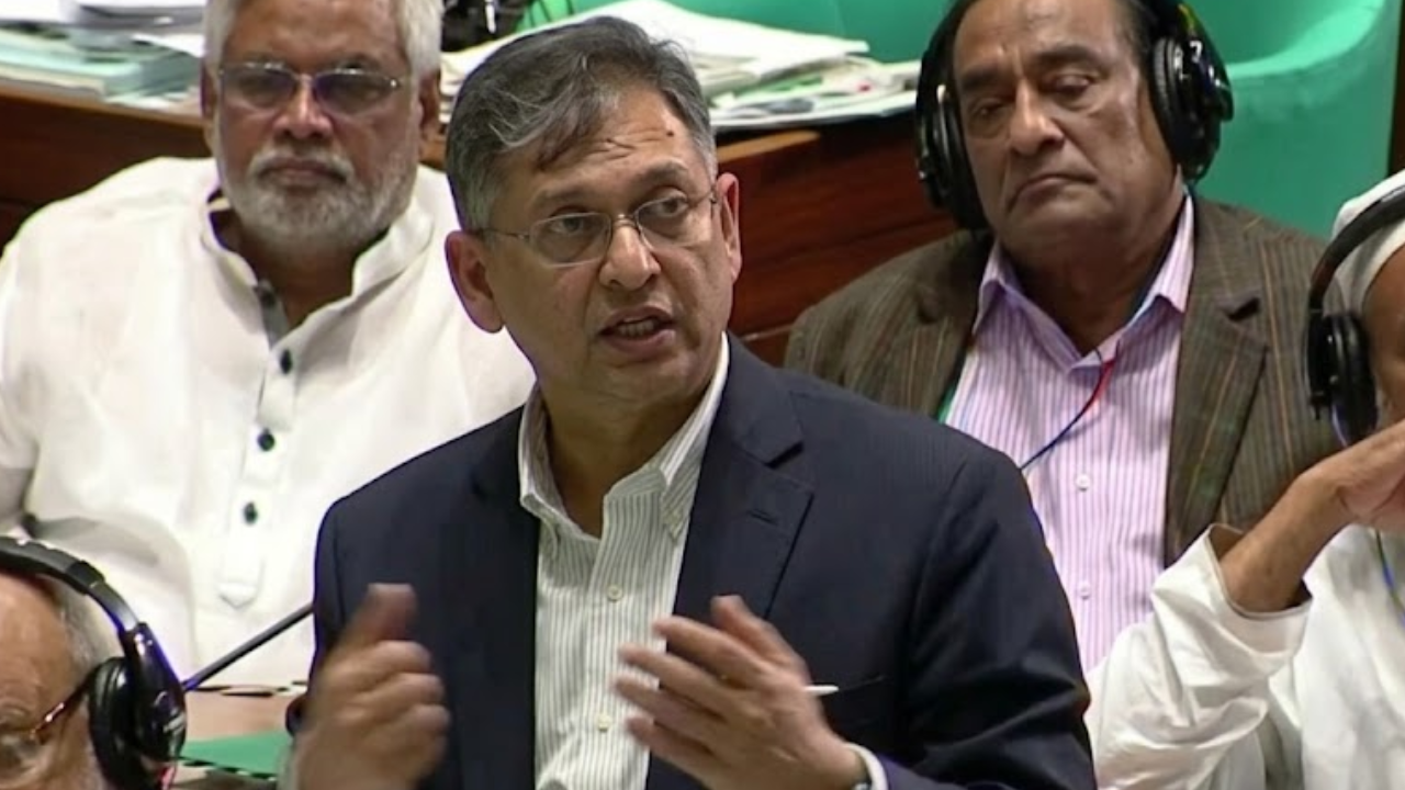 ‘সংস্কারের বাহানায় যদি নির্বাচন না দেয়, তাই আপস করে জুলাই সনদে সই করেছি’