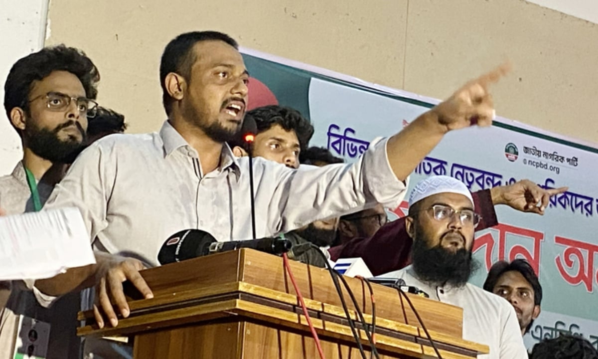 ‘শেখ হাসিনা ফিরলে প্রথম টার্গেট হবেন তারেক রহমান’