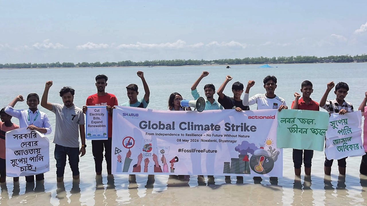 জীবাশ্ম জ্বালানিমুক্ত ভবিষ্যতের দাবিতে গ্লোবাল ক্লাইমেট স্ট্রাইক