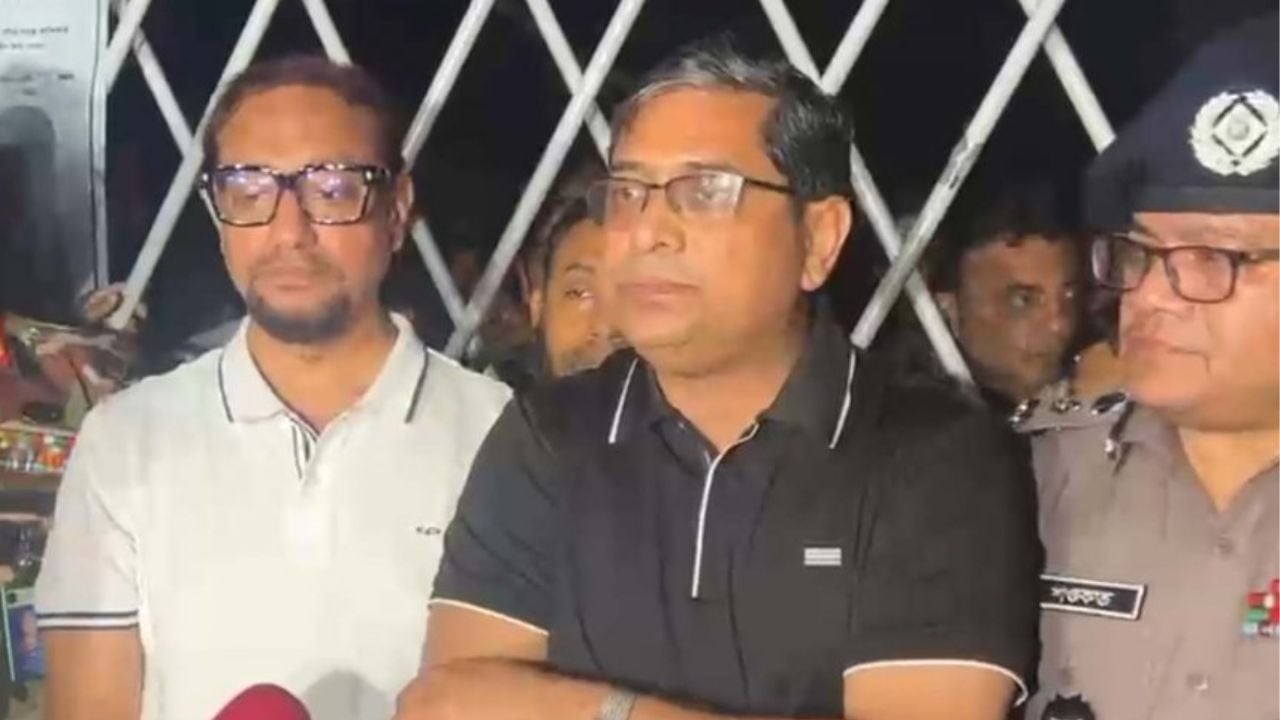 চট্টগ্রাম শহর পানির ওপর ভাসছে না: স্থানীয় সরকার প্রতিমন্ত্রী