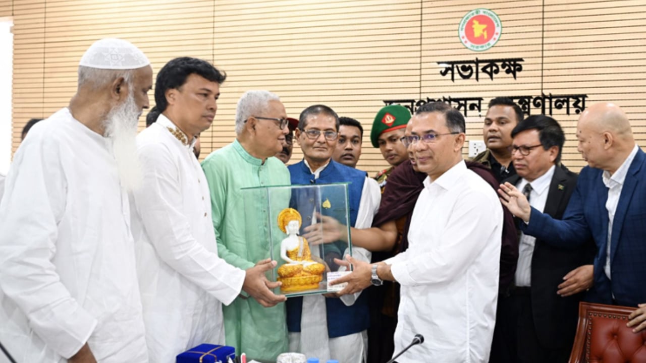 সরকার ধর্ম নিয়ে রাজনীতি করতে চায় না: প্রধানমন্ত্রী