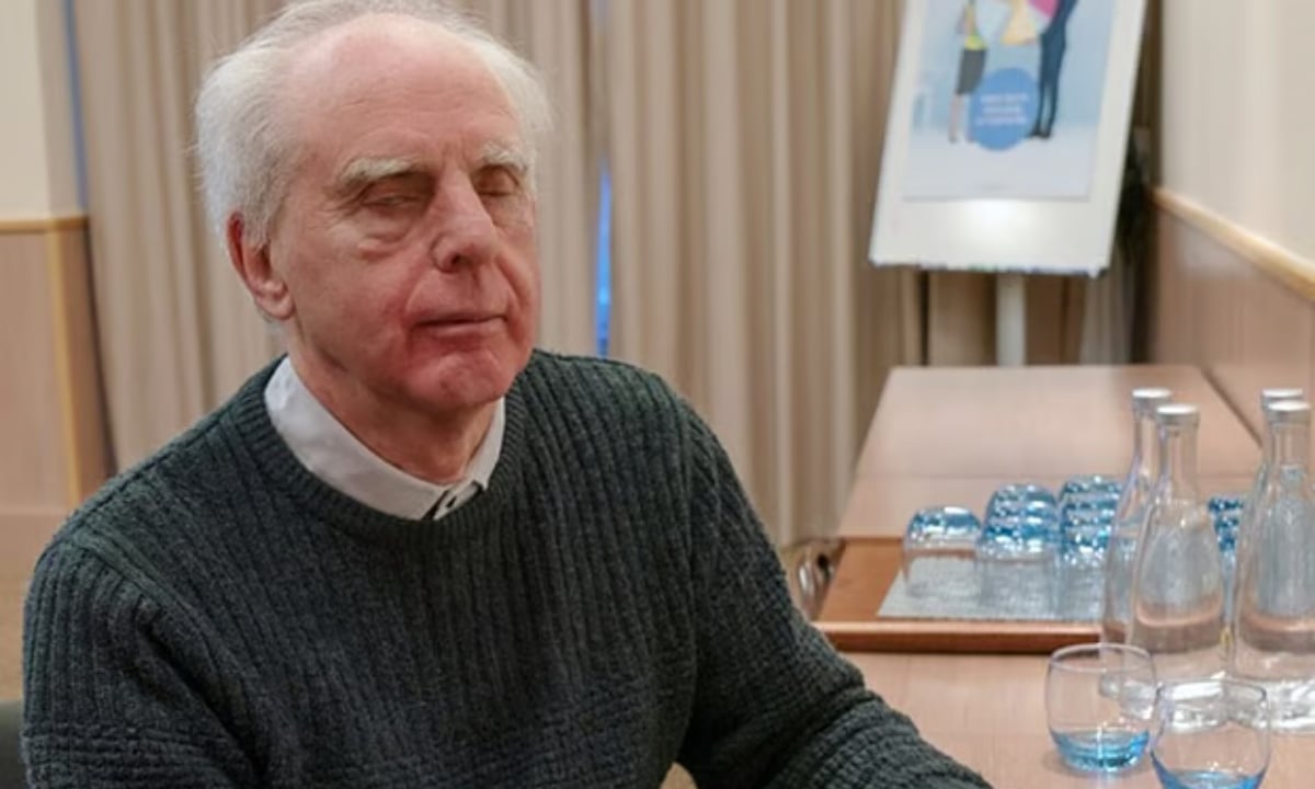 অন্ধত্ব মানেই কি অন্ধকার