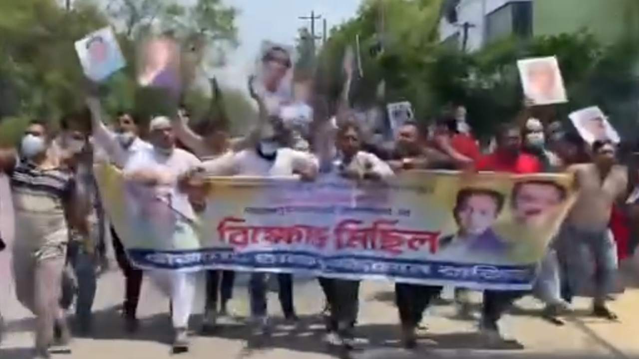 রাজধানীতে আ.লীগের ঝটিকা মিছিল, গ্রেপ্তার ১