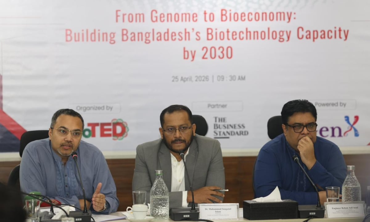 ‘প্রাথমিকে মিড-ডে মিল চালুর পরিকল্পনা সরকারের’