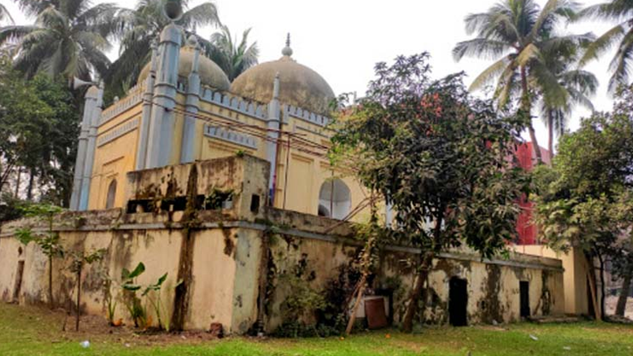 ঢাবির ঐতিহাসিক মুসা খান মসজিদ সংস্কারে যুক্তরাষ্ট্রের অনুদান