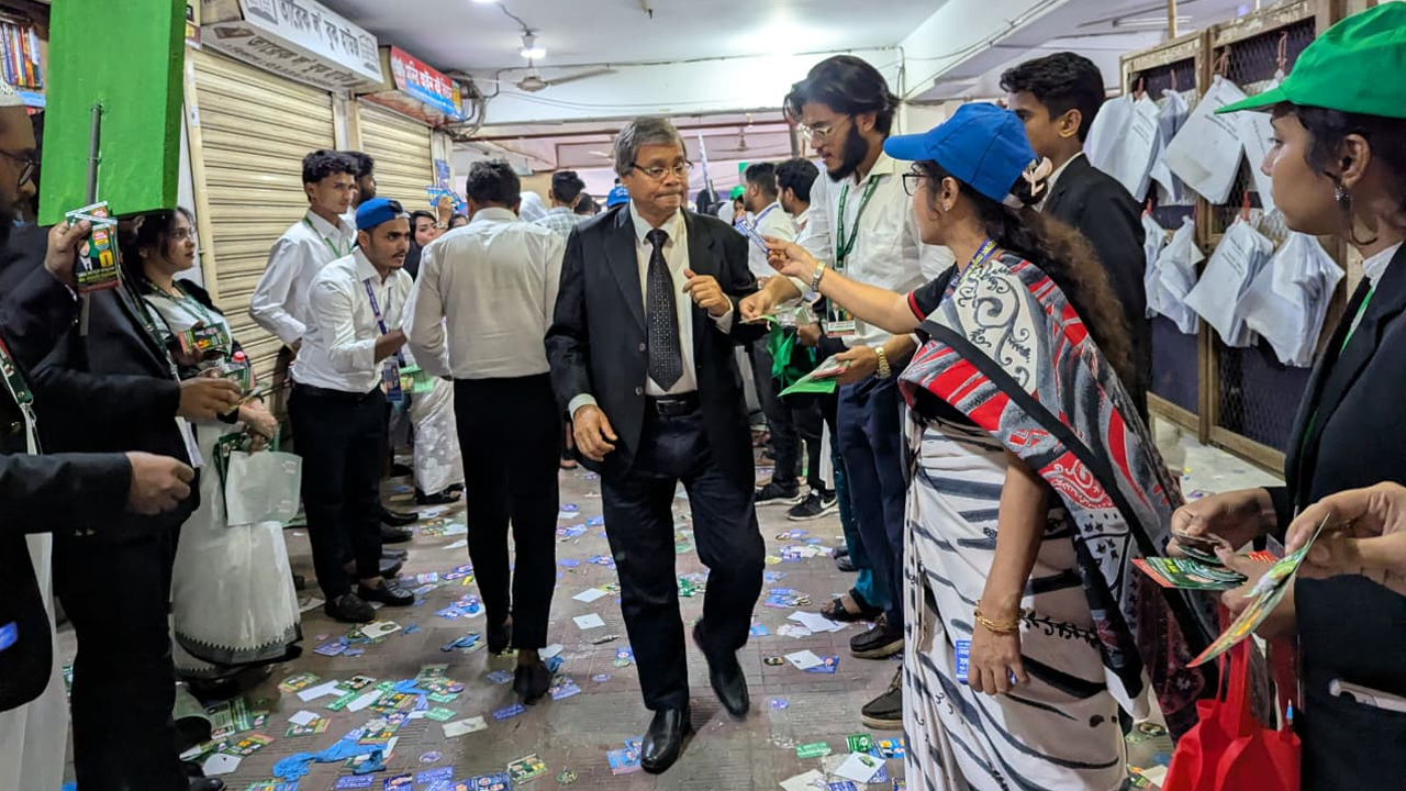 ঢাকা বার নির্বাচনে ২৩ পদে লড়ছেন ৫৪ প্রার্থী, নেই আওয়ামীপন্থীরা