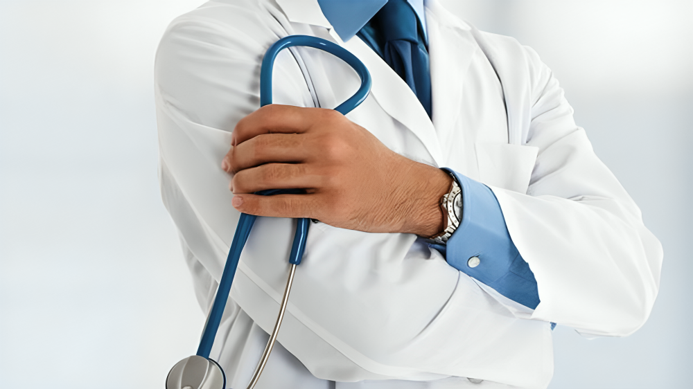 ডাক্তারদের সাদা এপ্রোনের পেছনের গল্প কি জানেন?