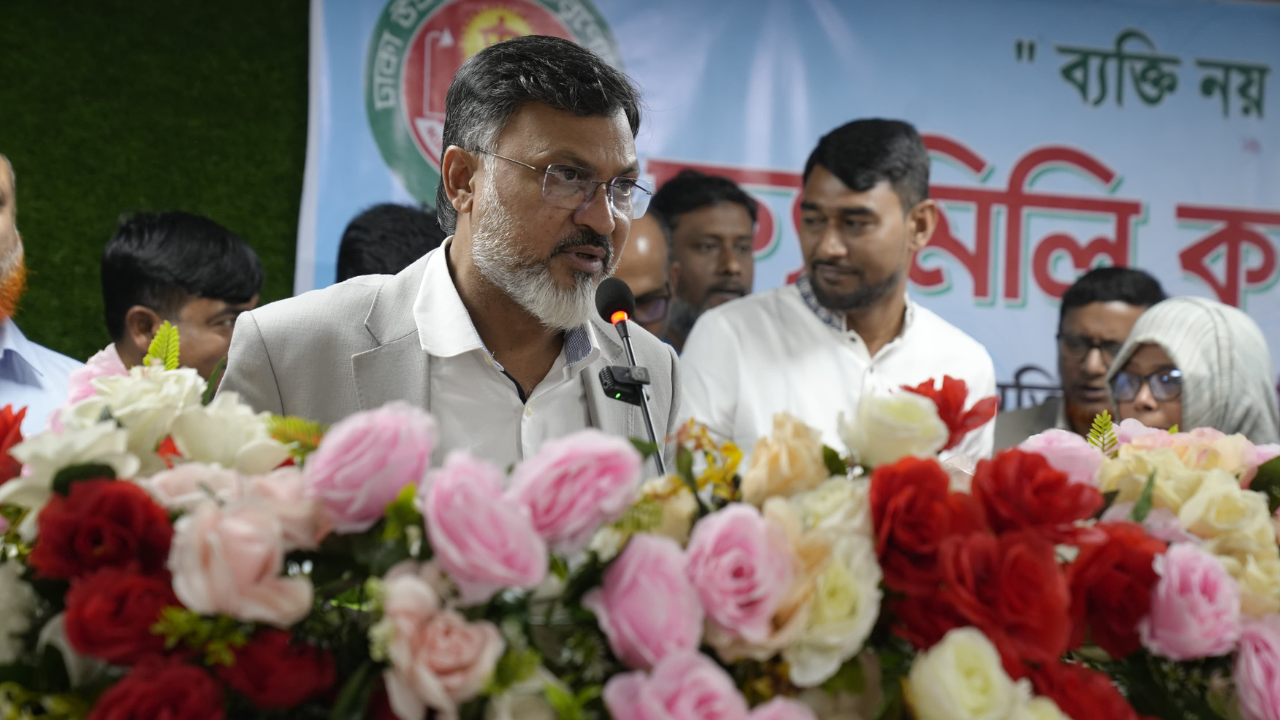 প্রতিটি নিম্ন আয়ের পরিবারকে ফ্যামিলি কার্ড দেওয়া হবে: ডিএনসিসি প্রশাসক