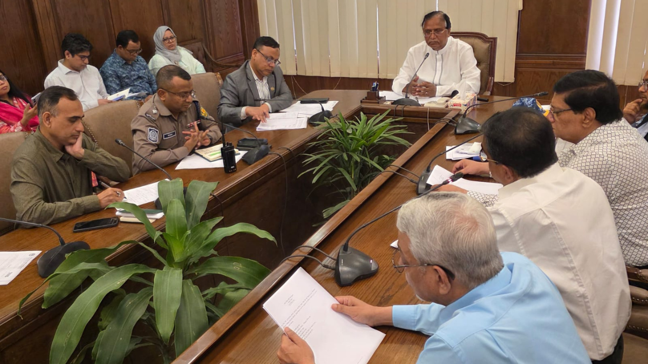 ঈদযাত্রা: অবৈধ কাউন্টার উচ্ছেদসহ কঠোর পদক্ষেপ ডিএসসিসির