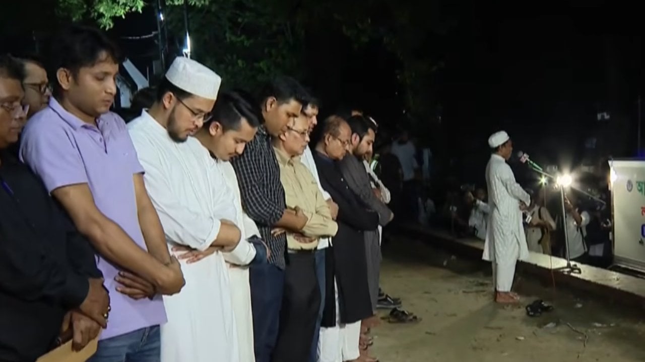 দেশের চিকিৎসা সেবা নিয়ে ক্ষোভ প্রকাশ করলেন কারিনার বাবা