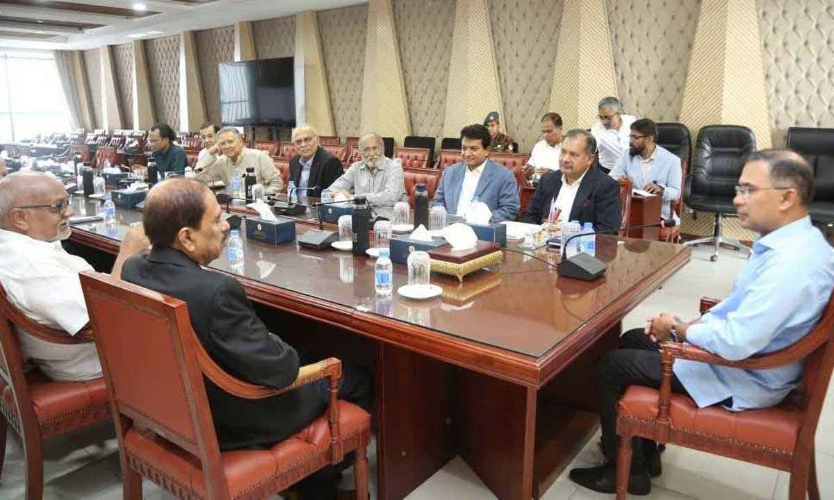 গণমাধ্যমের স্বাধীনতায় হস্তক্ষেপ করবে না সরকার: প্রধানমন্ত্রী