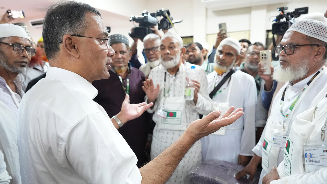 হজ ফ্লাইট উদ্বোধন