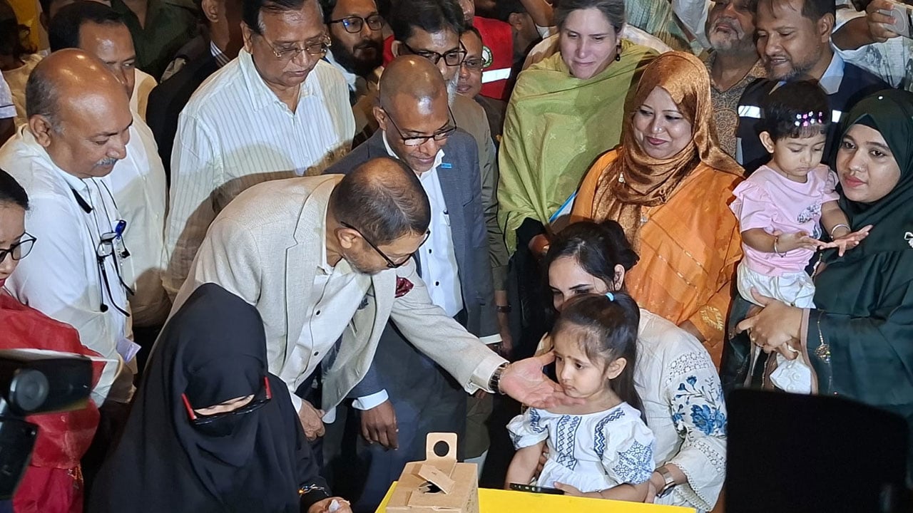 হাম-রুবেলা-নিয়ন্ত্রণে-এসেছে-স্বাস্থ্যমন্ত্রী-২