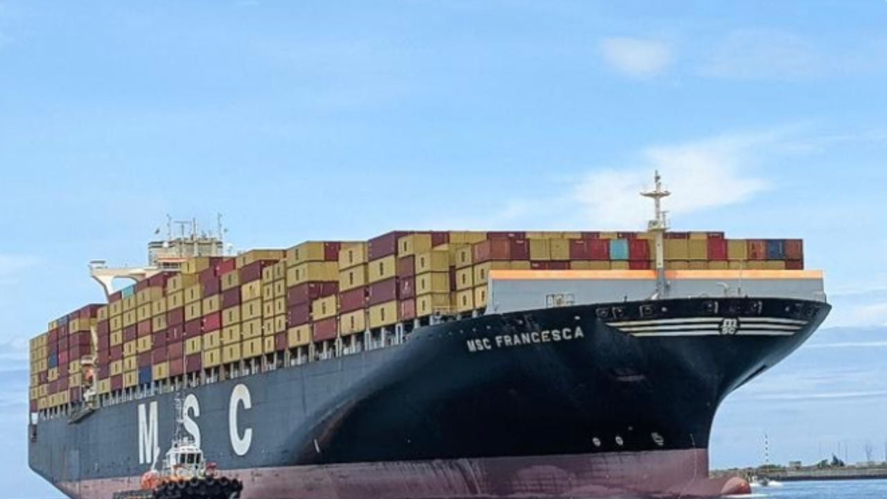 হরমুজে জব্দকৃত ২ জাহাজের বিস্তারিত তথ্য দিলো আইআরজিসি