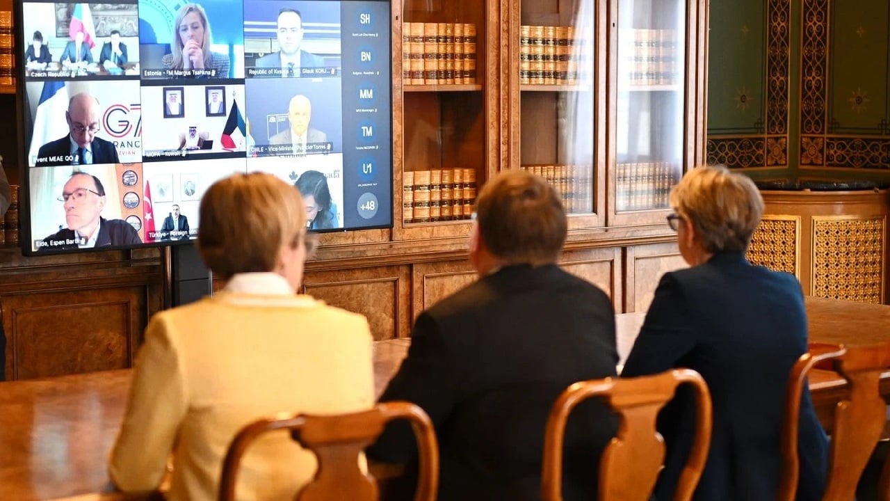 হরমুজ নিয়ে যুক্তরাজ্য ও ফ্রান্সের ডাকে ৪০ দেশের বৈঠক