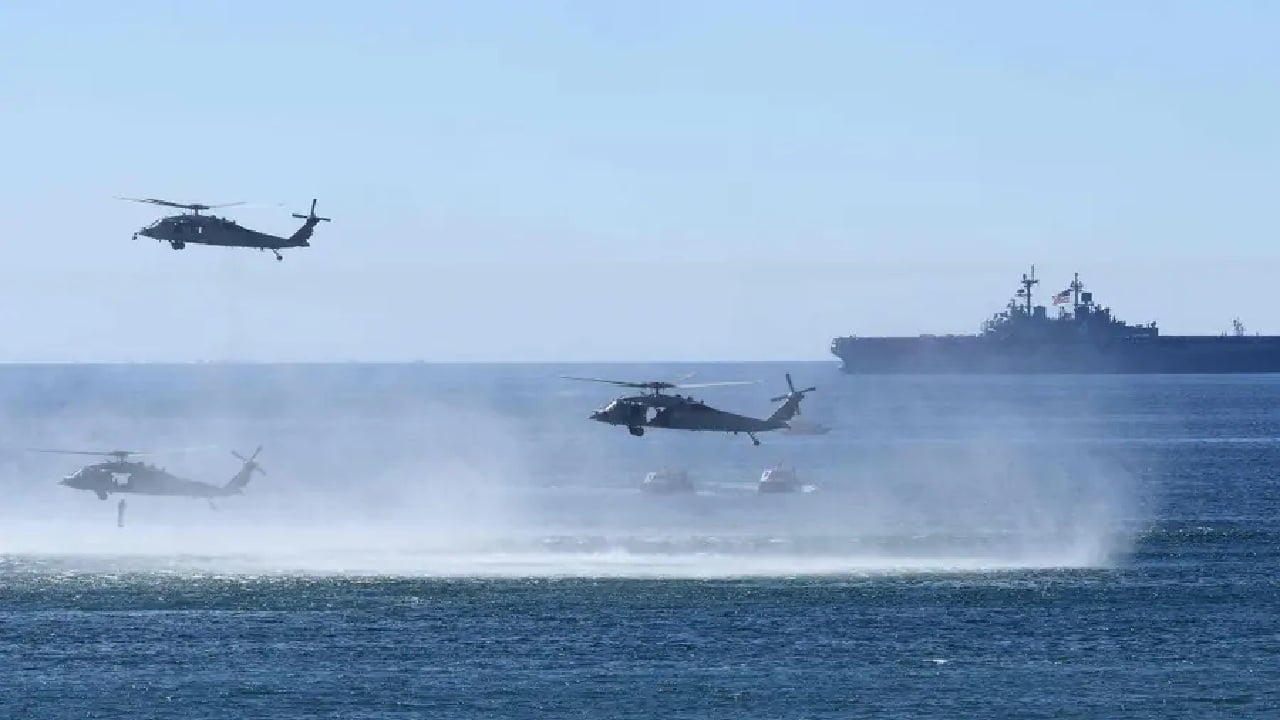 হরমুজ প্রণালিতে যুক্তরাষ্ট্র ও মিত্রদের আক্রমণ