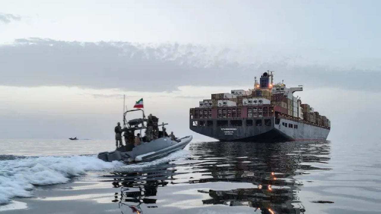 কবে স্বাভাবিক হবে হরমুজ প্রণালি