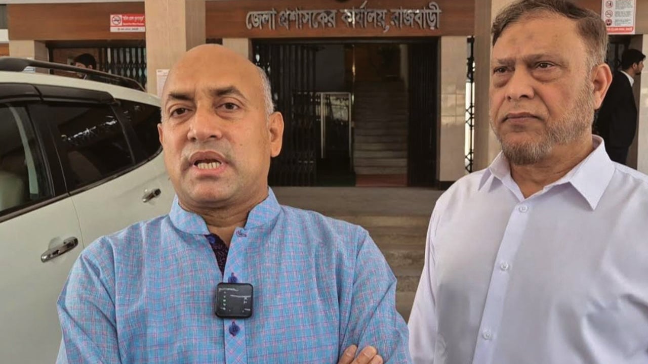 প্রথম ধাপে ফ্যামিলি কার্ড পাবে পাংশা উপজেলার মানুষ: এমপি হারুন