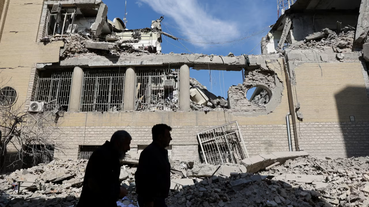 যুক্তরাষ্ট্র-ইসরায়েলি হামলায় ৪৩,০০০ স্থাপনা ক্ষতিগ্রস্ত: ইরান