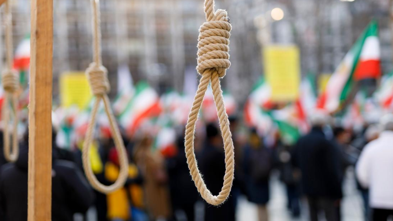 ইরানে এক বছরে ১৬৩৯ জনের ফাঁসি কার্যকর