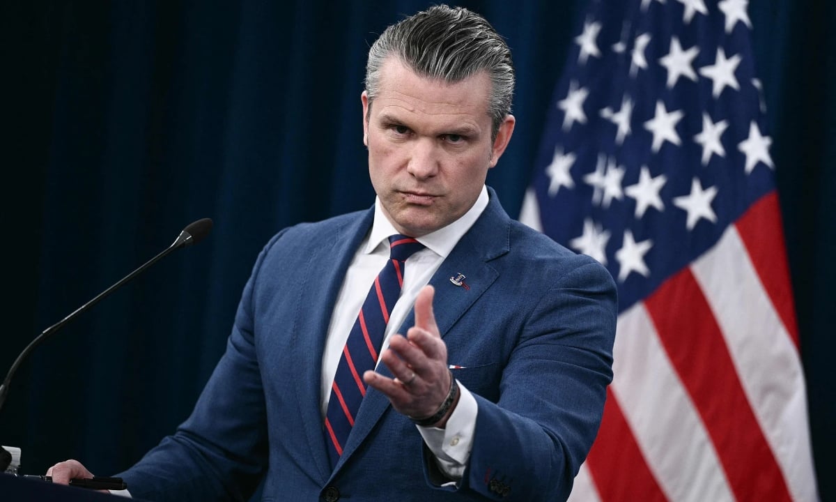 ইরান প্রস্তাবে রাজি না হলে আবার যুদ্ধের জন্য প্রস্তুত যুক্তরাষ্ট্র