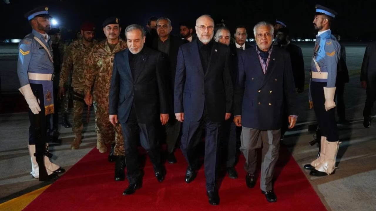 ইসলামাবাদে পৌঁছেছেন ইরানি প্রতিনিধি দল