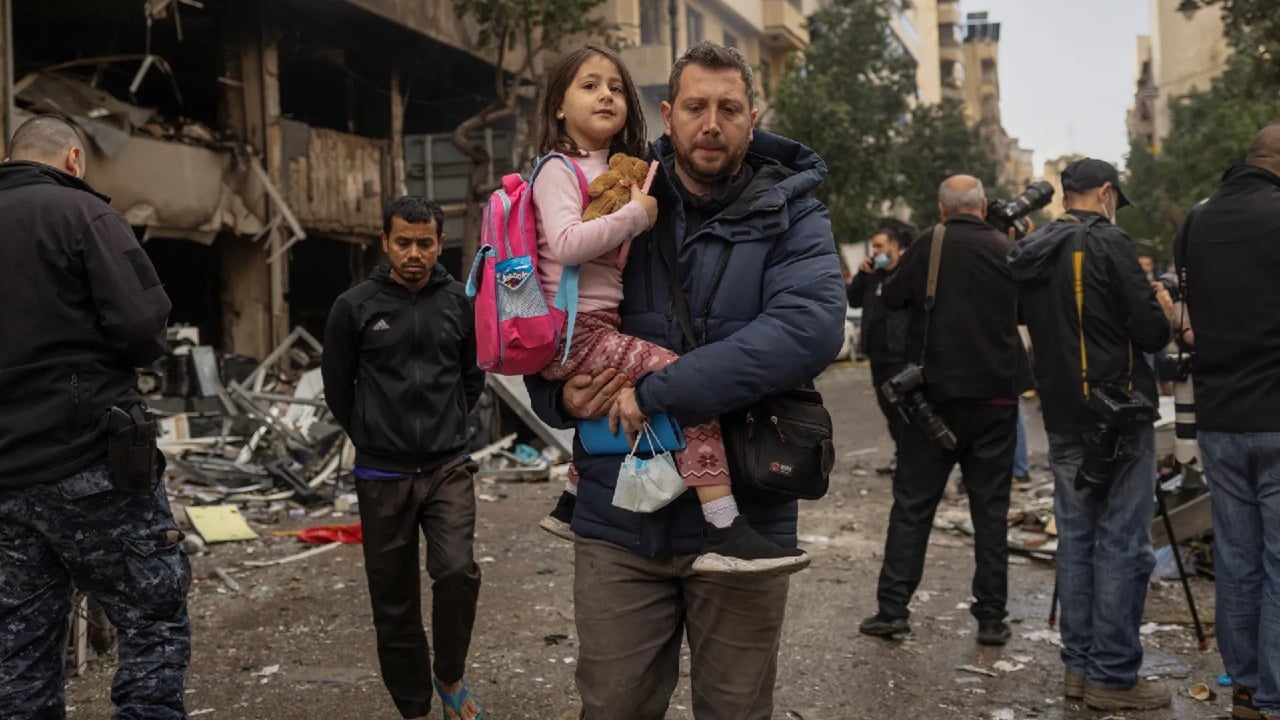 যুদ্ধবিরতিতে স্বস্তি ফিরলেও শঙ্কা কাটেনি লেবাননে