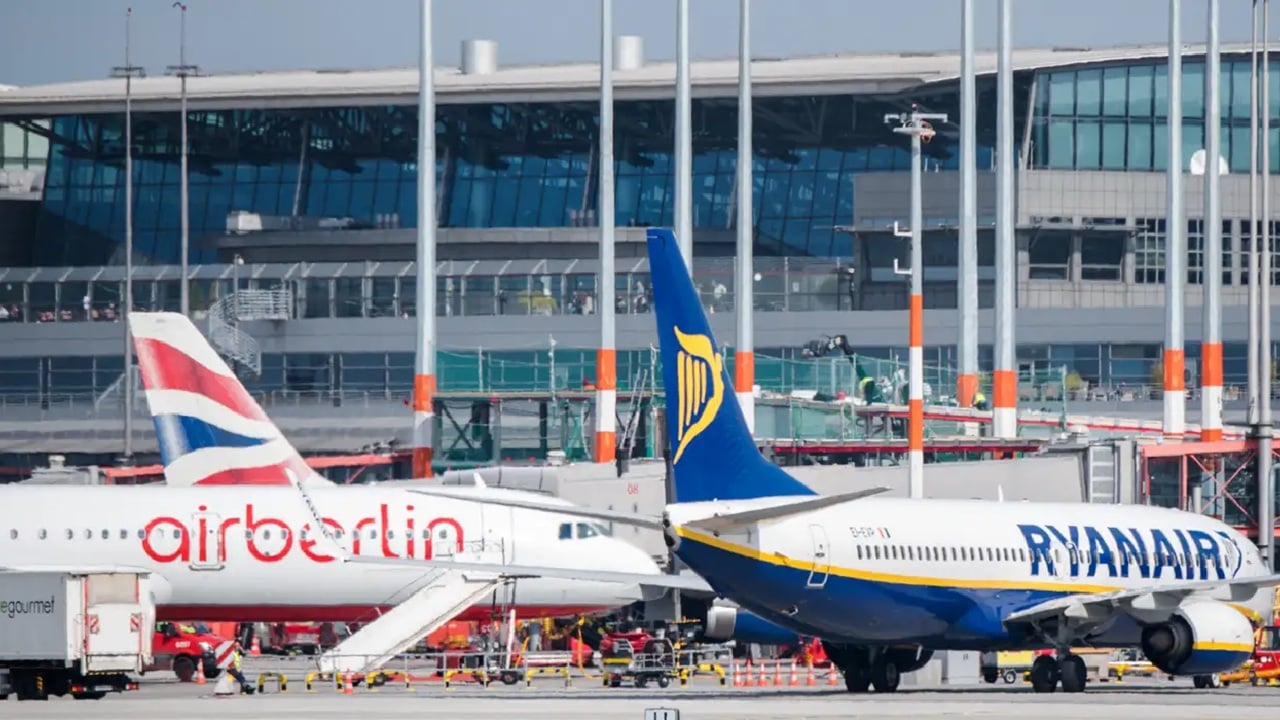 ইউরোপের বিমান সংস্থাগুলো দেউলিয়ার ঝুঁকিতে: রায়ানএয়ার