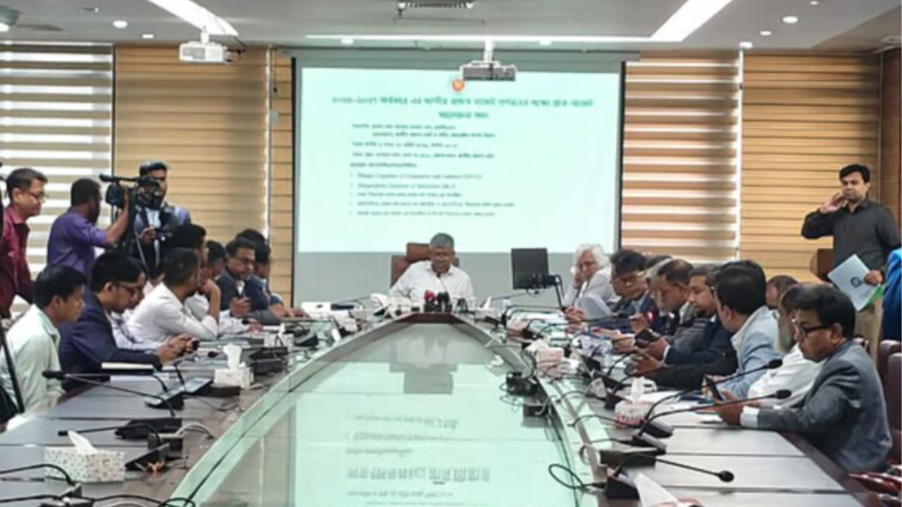 জ্বালানির শঙ্কায় অনেক বিদেশি ক্রেতা ভারত চলে যাচ্ছেন