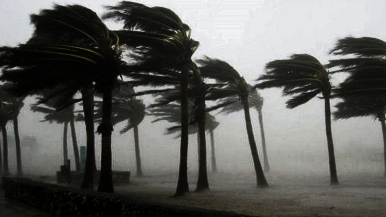 ৪ অঞ্চলে ৬০ কিলোমিটার বেগে ঝড়ের পূর্বাভাস