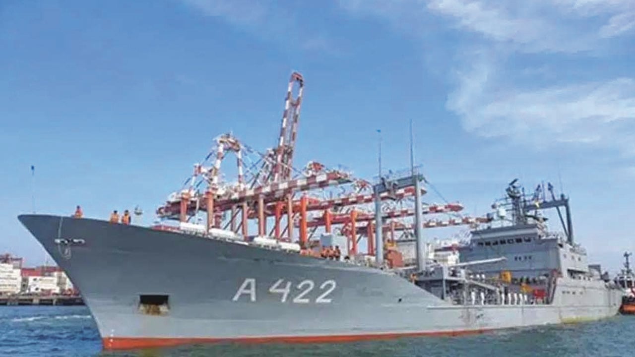 ইরানের ৩০ জাহাজ ধ্বংসের দাবি যুক্তরাষ্ট্রের