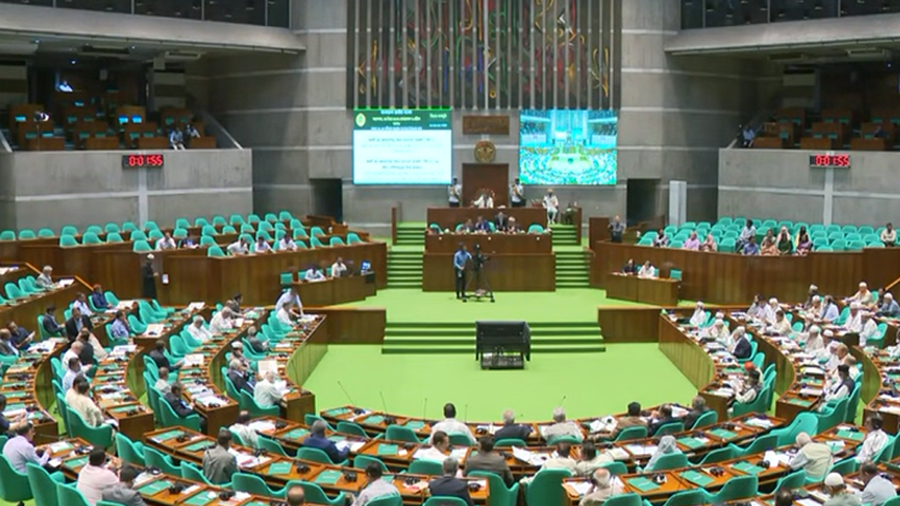 জুলাই যোদ্ধাদের সুরক্ষা ও দায়মুক্তি দিলো সংসদ