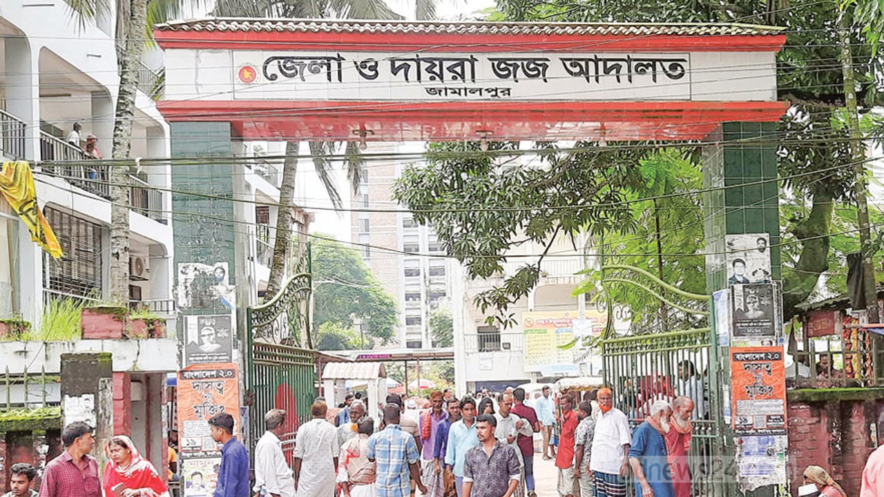 জামালপুরে স্বামীকে বেঁধে স্ত্রীকে ধর্ষণ: ৩ জনের মৃত্যুদণ্ড