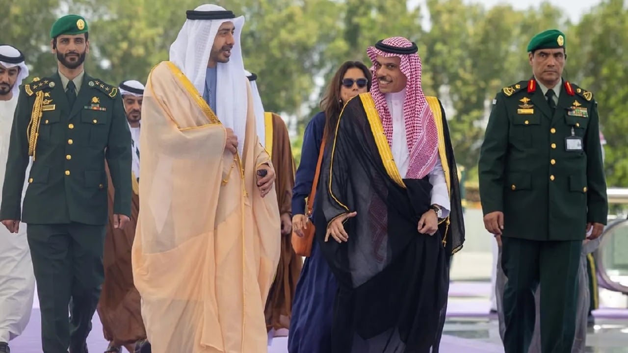 জিসিসি সম্মেলন ঐক্যবদ্ধ অবস্থানের প্রতিচ্ছবি: কাতারের আমির