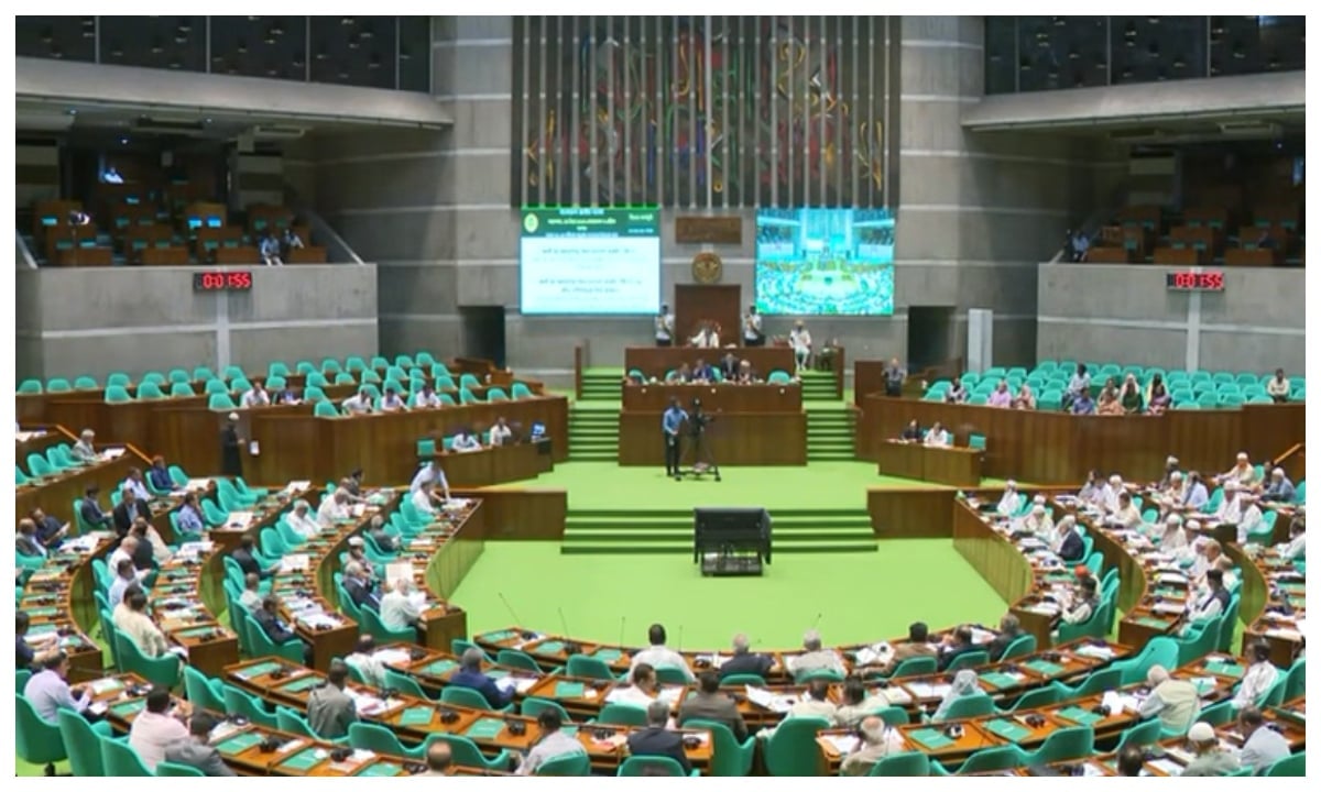 সংসদে উত্থাপিত ১৩৩ অধ্যাদেশের ৯৭টি আইনে রূপান্তর