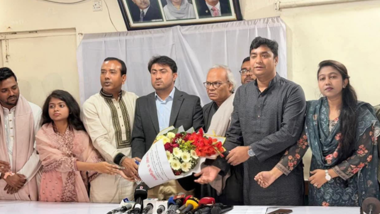 জাকসু ভিপি জিতুসহ একাধিক হল সংসদ নেতার বিএনপিতে যোগদান