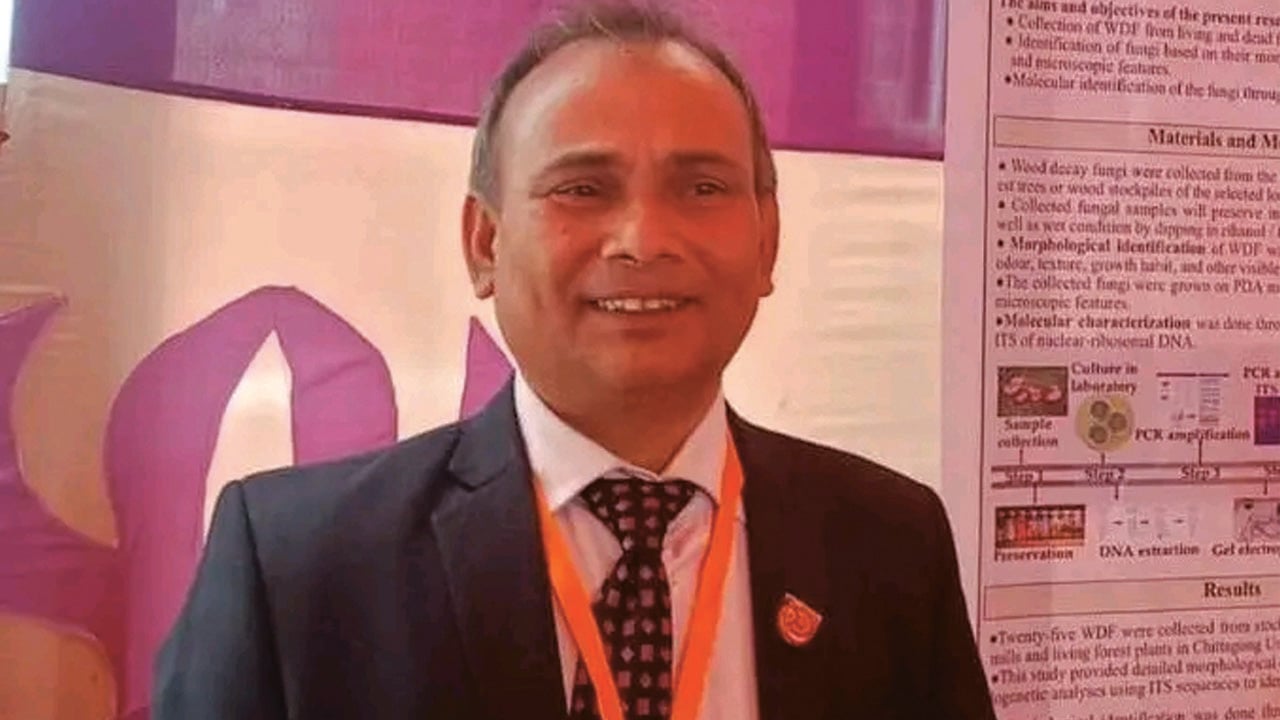 কবি নজরুল বিশ্ববিদ্যালয়ের নতুন উপাচার্য মোশারফ হোসেন