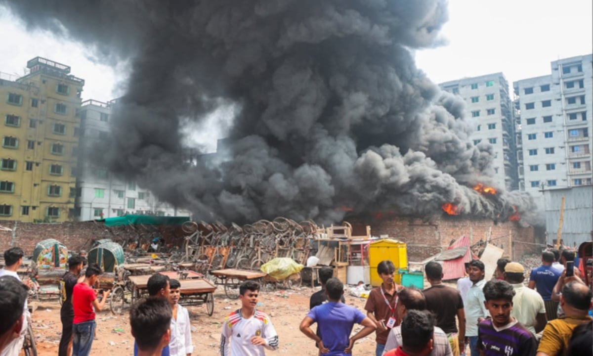 কদমতলীতে লাইটার কারখানার আগুনে নিহত বেড়ে ৬