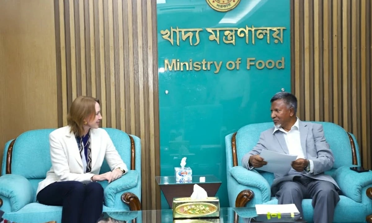 খাদ্য ও জনপ্রশাসন প্রতিমন্ত্রীর সঙ্গে অস্ট্রেলিয়ার হাইকমিশনারের বৈঠক