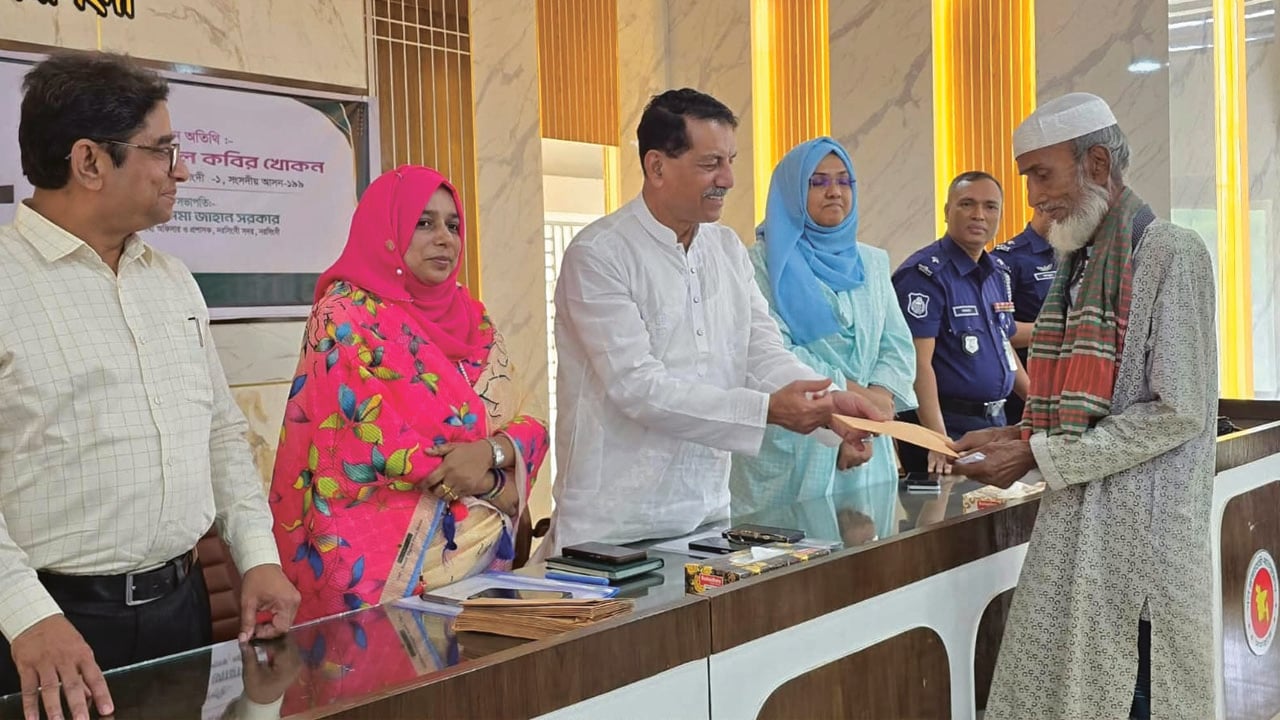 নেতাকর্মী চাঁদাবাজিতে জড়ালে ডাবল অ্যাকশন: খায়রুল কবির