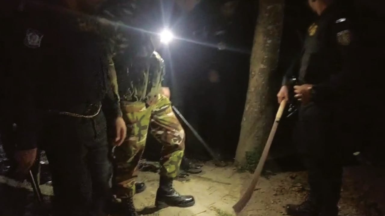 কুষ্টিয়ায় দুই গ্রুপের সংঘর্ষে আহত ৫, বাড়ি ভাঙচুর