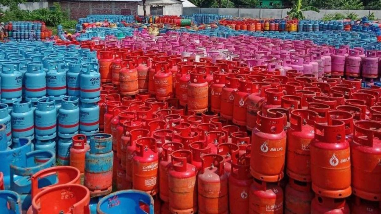 এলপি গ্যাসের ওপর ভ্যাট কমালো সরকার