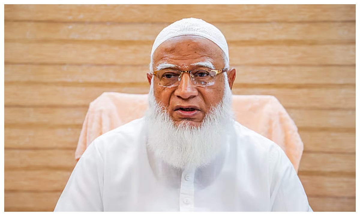 মানবিক ডাক্তার কামরুলের কাছে ‘চাঁদা দাবি’, জামায়াত আমিরের পোষ্ট