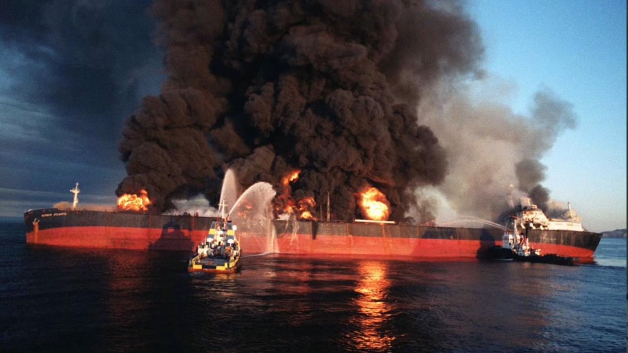 মার্কিন-ইসরায়েলি লক্ষ্যবস্তুতে আইআরজিসি'র ক্ষেপণাস্ত্র ও ড্রোন হামলা