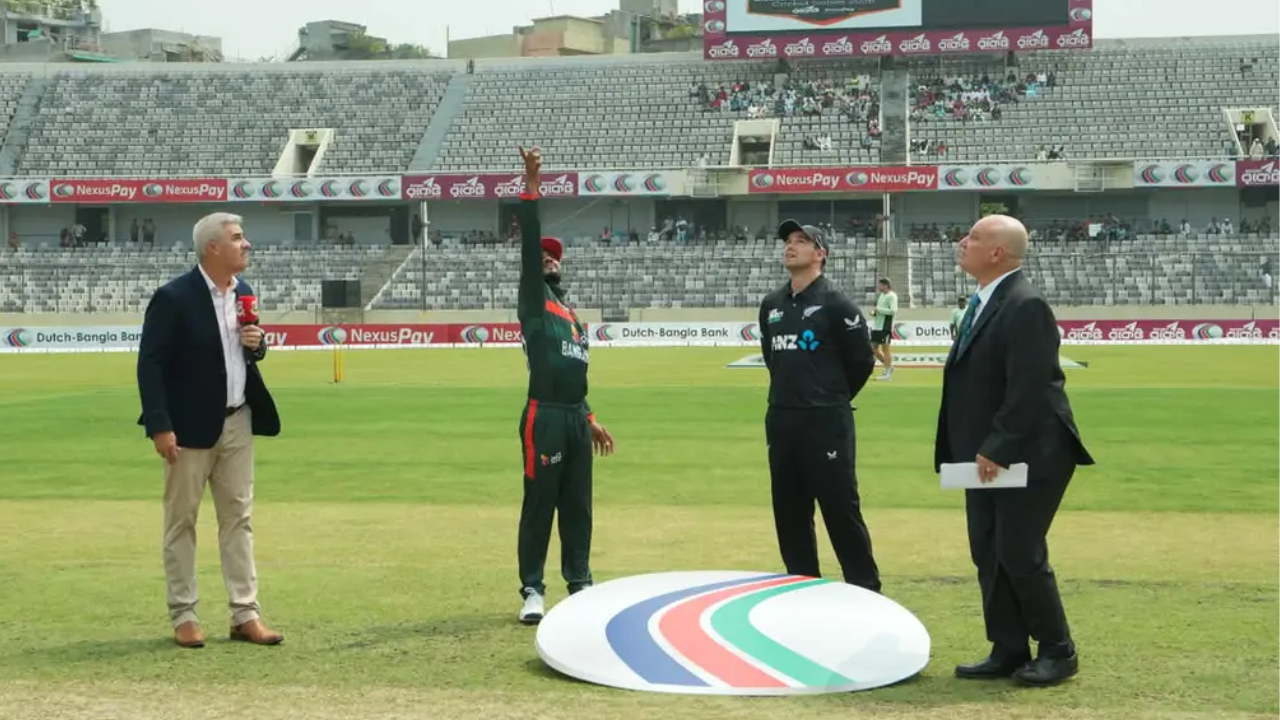 মিরপুরে টস জিতে ব্যাটিংয়ে নিউজিল্যান্ড