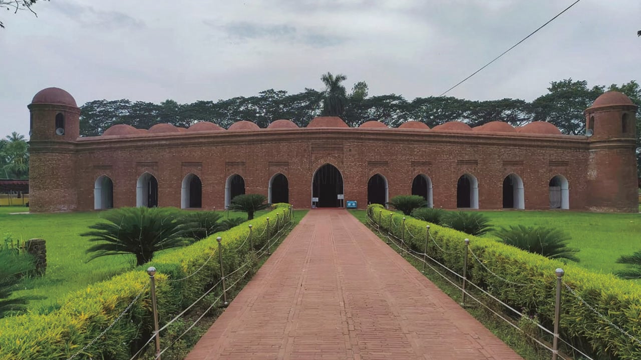 বিশ্ব ঐতিহ্যের জেলা বাগেরহাট, যেতে পারেন বেড়াতে