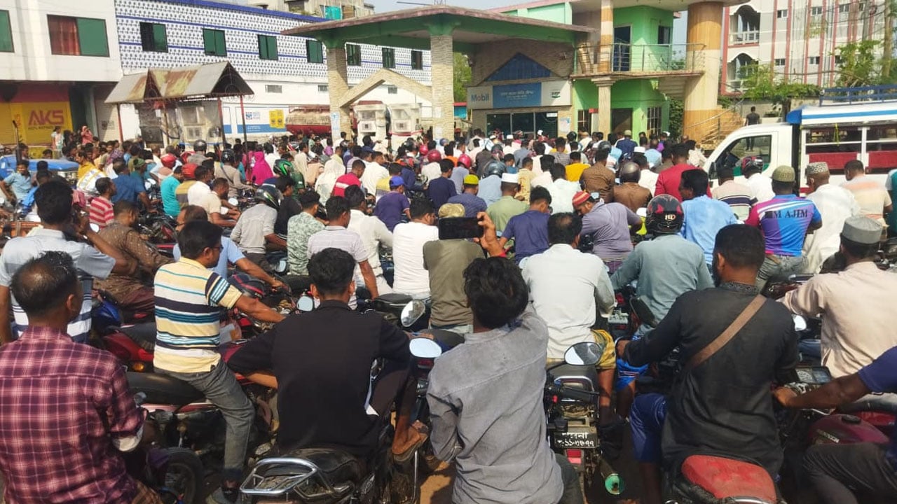 মোটরসাইকেলে তেল নিতে লাগবে যেসব কাগজপত্র